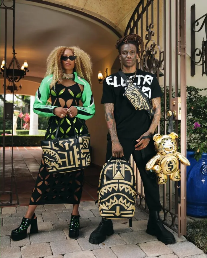 SPRAYGROUND AI8 AFRICAN INTELLIGENCE PATH TO THE FUTURE II SAVVY CROSSBODY Bags