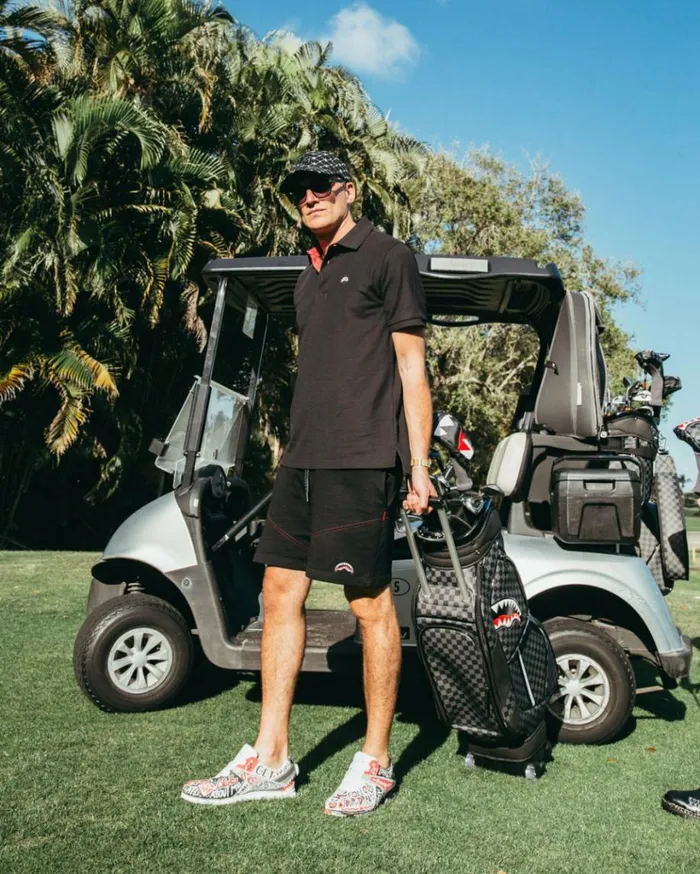 SPRAYGROUND HENNY AIIR TO THE THRONE PRO GOLF BAG Bags