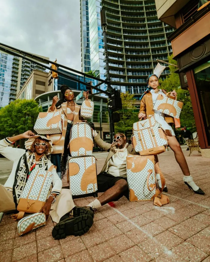 SPRAYGROUND HENNY LATTE PYRAMID DUFFLE Bags