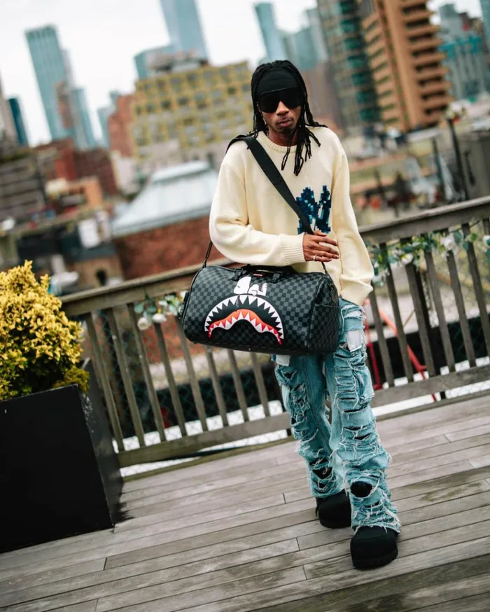 SPRAYGROUND SNOOPY DAY OFF DUFFLE Bags