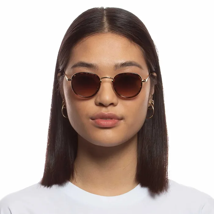 Sunglasses Women AIRE CYGNUS SUNGLASSES Multi NOVO Shoes