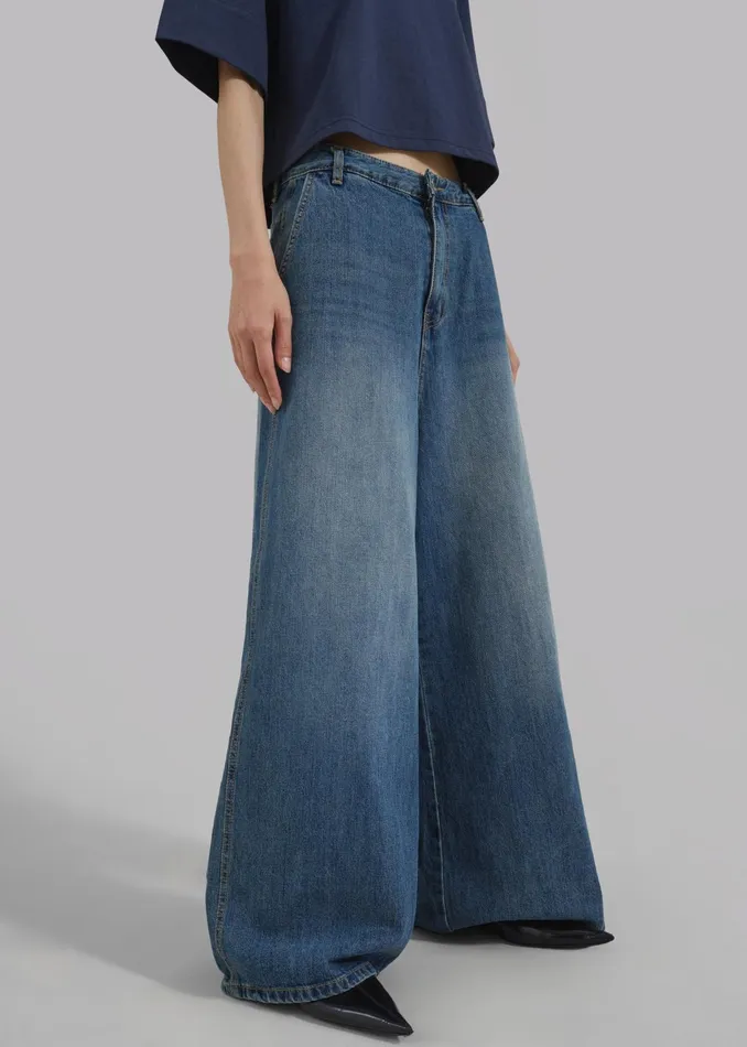 The Frankie Shop Bottoms Eve Wide Leg Jeans 8211 Medium Wash 8211 Women