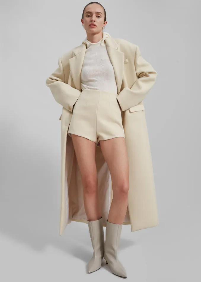 The Frankie Shop Bottoms Mira Hot Pants 8211 Cream 8211 Women