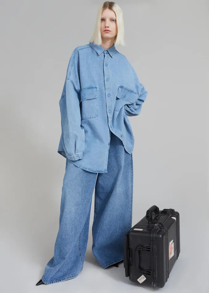 The Frankie Shop Bottoms Sasha Wide Leg Jeans 8211 Worn Wash 8211 Women