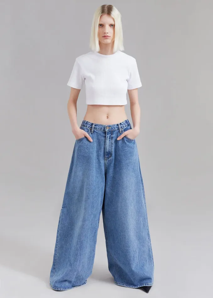 The Frankie Shop Bottoms Sasha Wide Leg Jeans 8211 Worn Wash 8211 Women