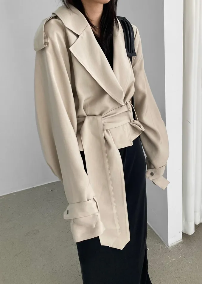 The Frankie Shop Outerwear Faven Cropped Trench 8211 Beige 8211 Women