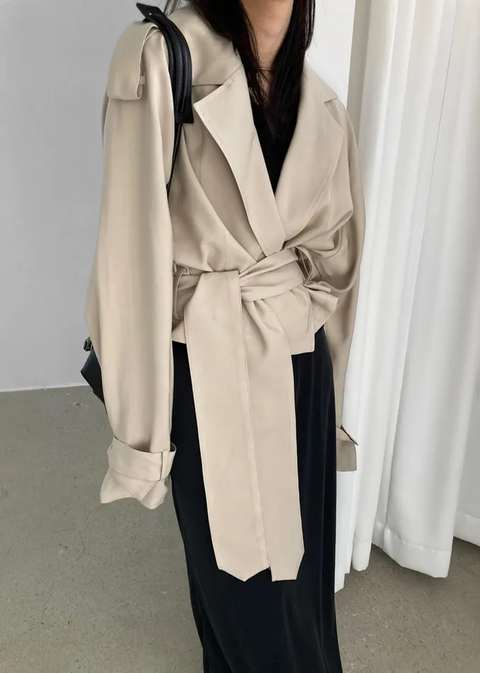 The Frankie Shop Outerwear Faven Cropped Trench 8211 Beige 8211 Women