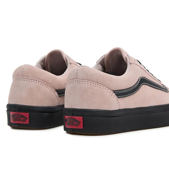 Vans Classics Women ComfyCush Old Skool Shoes Pink