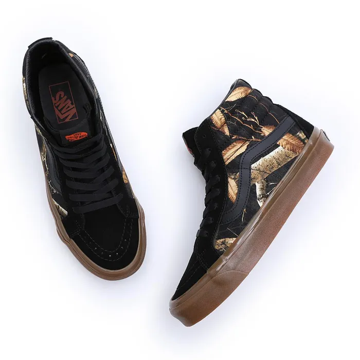 Vans Classics Women Realtree Sk8Hi 38 DX Shoes Black