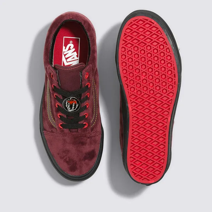Vans Lowtop Shoes Women Disney X Old Skool Stackform Shoes Red