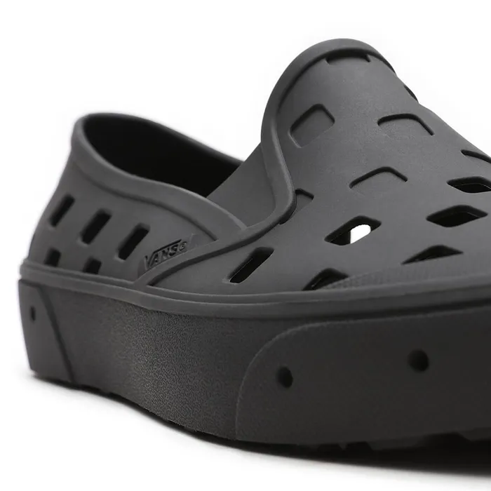 Vans Slipon Shoes Men SlipOn TRK Shoes Black