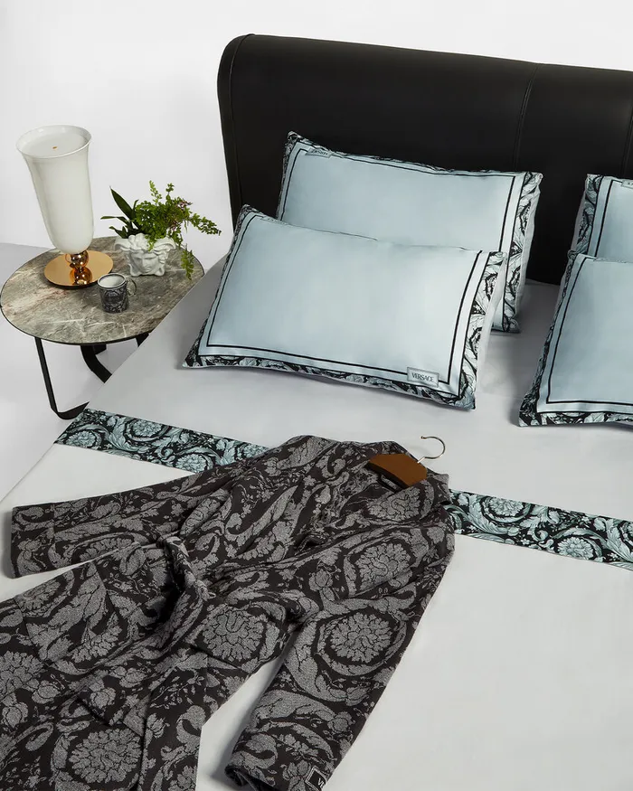 Versace Barocco Robe Print WomenMen Loungewear and Pajamas
