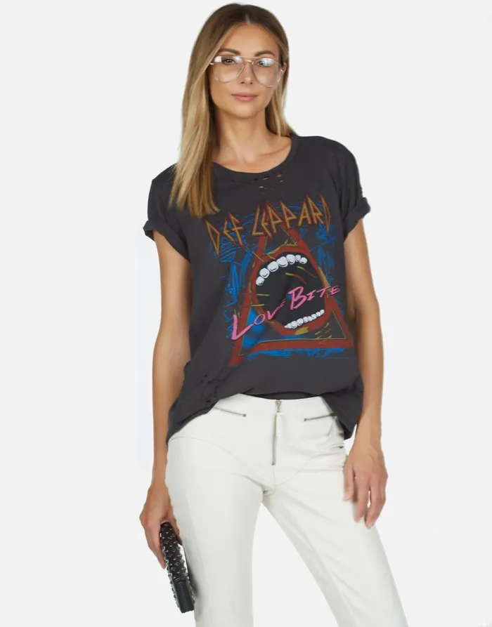 Women039s Wolf Love Bites Onyx Lauren Moshi Short Sleeve