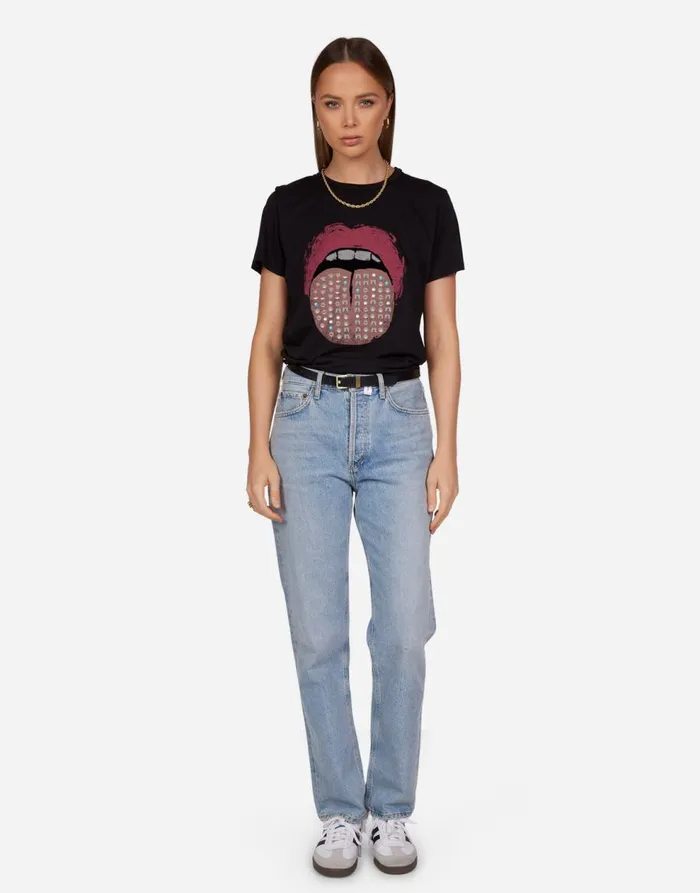 Women039s Wolf Vintage Stud Tongue Black Lauren Moshi Short Sleeve