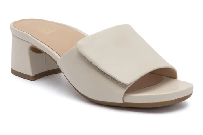 Women ABEO Footwear Dress Avenue Slide Off White Leather