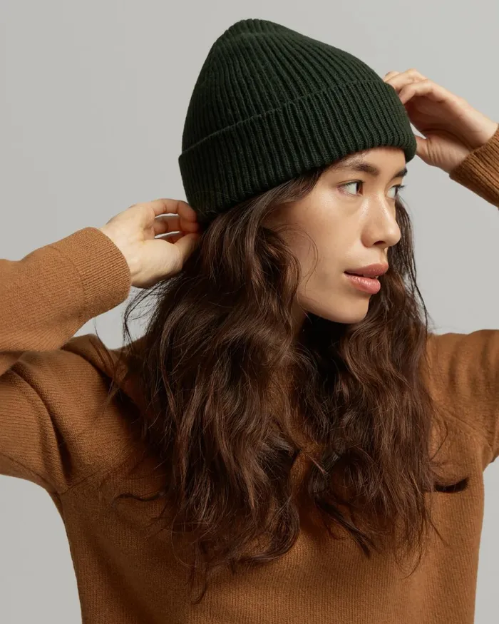 Women Beanies Colorful Standard Merino Wool Beanie Scarlet Red