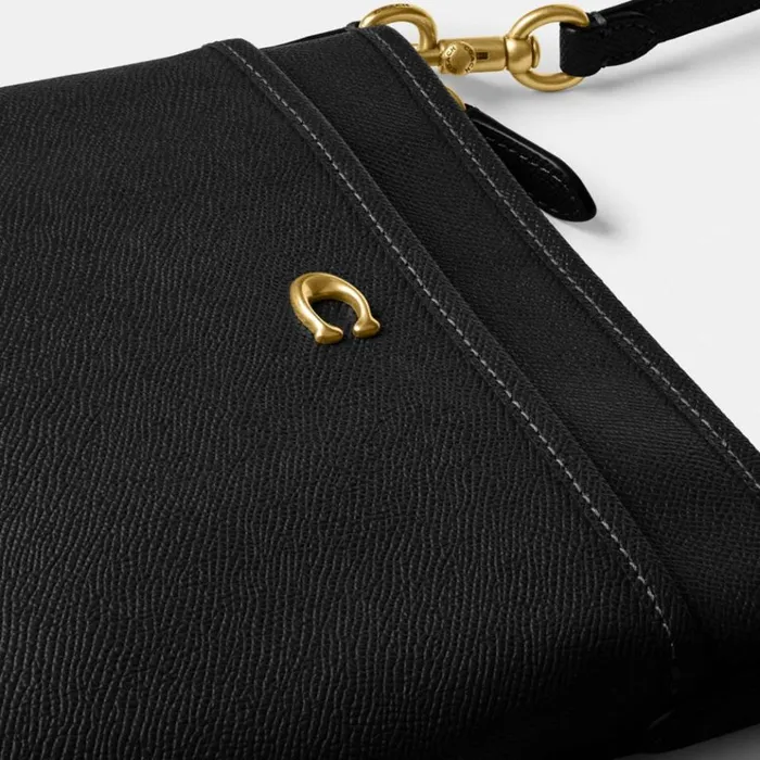 Women Crossbody Bags Coach Kitt Messenger Crossbody Brassblack