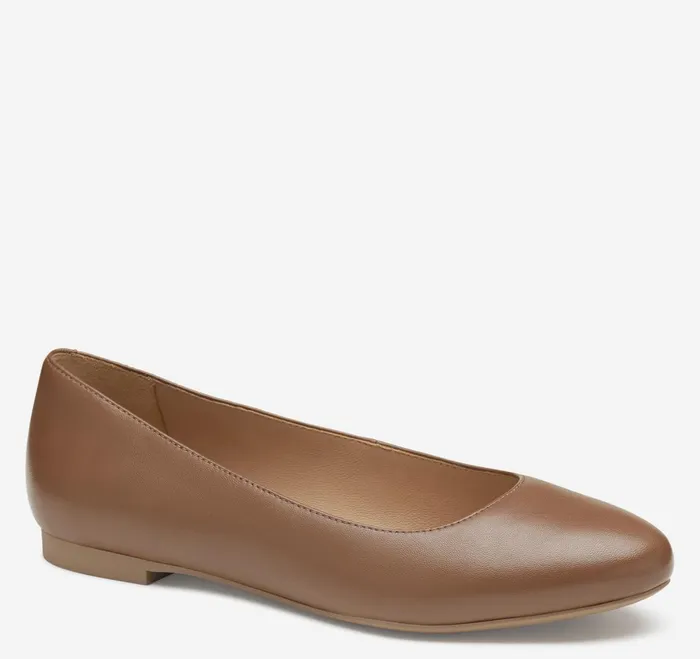 Women Delanie Ballet Cognac Glove Leather JohnstonandMurphy Mules and Loafers