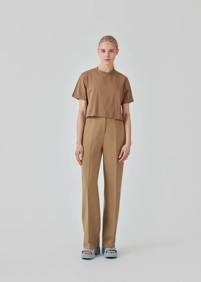 Women Modstrm TShirts CadakMD Crop Tshirt Dune Women Modstrm TShirts CadakMD Crop Tshirt Dune
