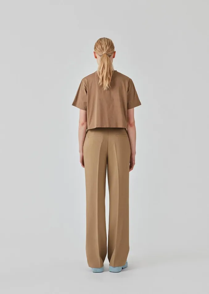 Women Modstrm TShirts CadakMD Crop Tshirt Dune Women Modstrm TShirts CadakMD Crop Tshirt Dune