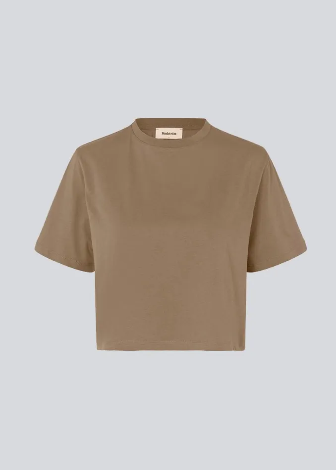 Women Modstrm TShirts CadakMD Crop Tshirt Dune Women Modstrm TShirts CadakMD Crop Tshirt Dune