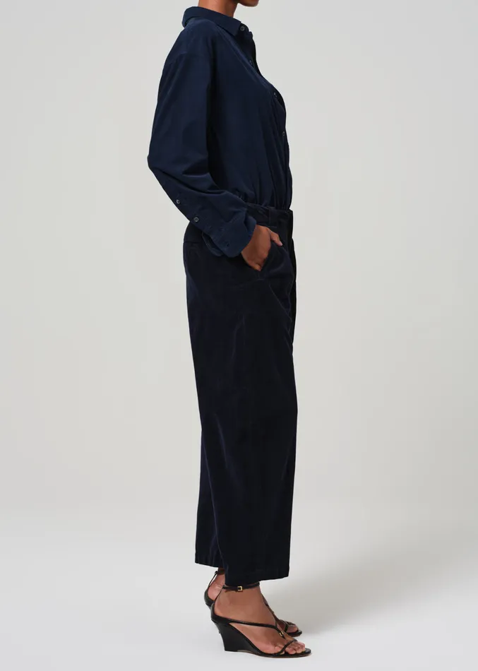 Women Pants Citizens Of Humanity Cara Cropped Pleated Trouser Corduroy In Navy