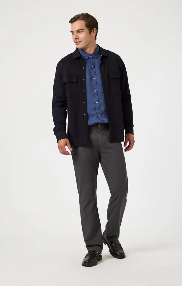 Zach Straight Leg In Ash Luxe Twill Men Mavi Jeans Pants