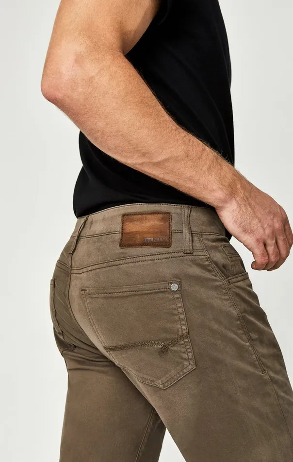 Zach Straight Leg In Morel Sateen Twill Men Mavi Jeans Pants
